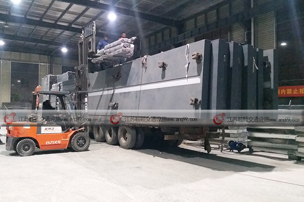 江蘇公交站臺(tái)發(fā)貨