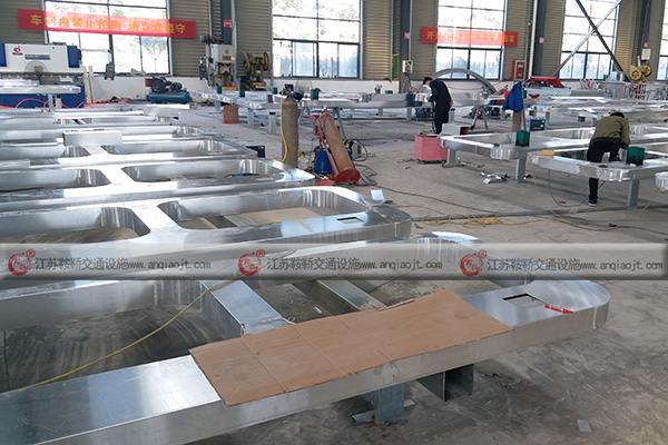 <strong>公交候車亭座椅哪家好？相關(guān)品牌推薦</strong>