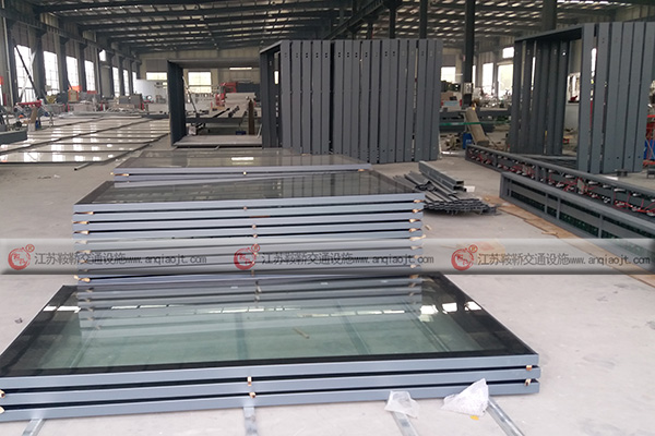 公交候車廳站牌推薦