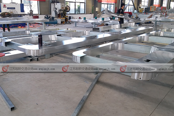 公交候車亭定制價(jià)格一般是多少