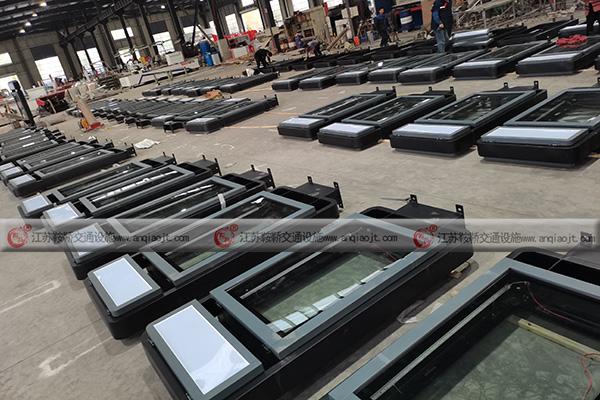 公交候車亭廣告顯著優(yōu)勢(shì)