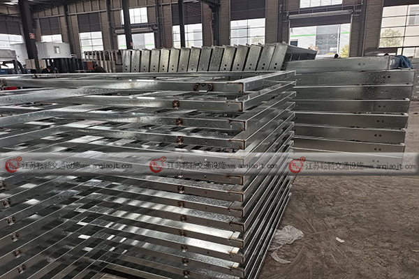 <strong>候車亭燈箱為何如何重要？這幾點很關(guān)鍵</strong>