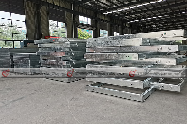 候車亭制造商哪個(gè)好？怎么判斷候車亭這個(gè)廠家好不好？