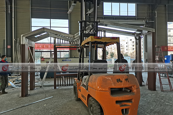 公交候車亭設(shè)計(jì)效果圖圖片