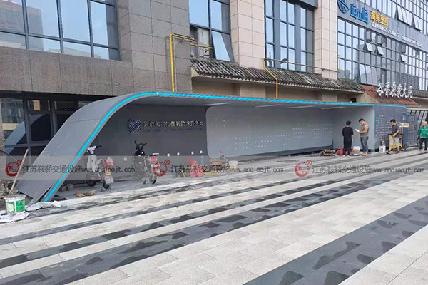 <strong>現(xiàn)代候車亭需要具備哪些功能？</strong>