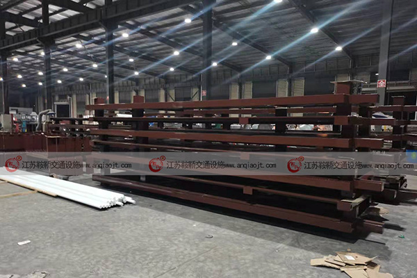 <strong>想要質(zhì)優(yōu)價廉的候車亭報價，這幾點要注意</strong>