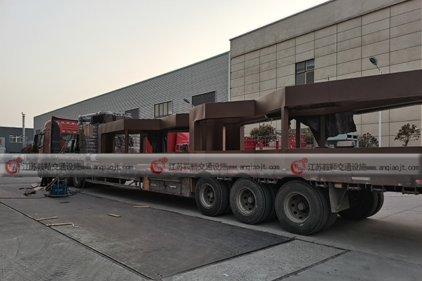 選擇不銹鋼候車亭生產(chǎn)廠家注意事項