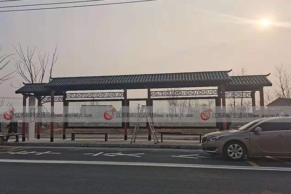 <strong>不同類型候車亭站牌廣告的選擇技巧</strong>