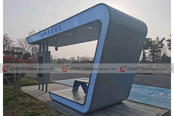 新款公交候車(chē)亭功能多樣外觀(guān)好看體驗(yàn)也是非常棒