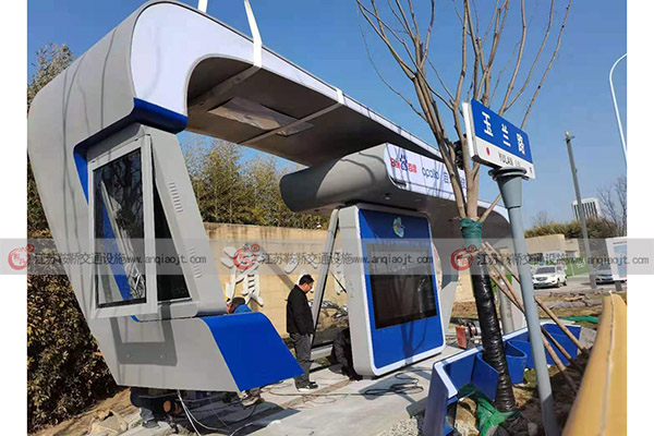 <strong>什么樣的廣告候車亭能滿足實際需求？</strong>