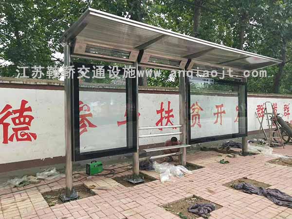 廣東佛山不銹鋼公交候車亭案例