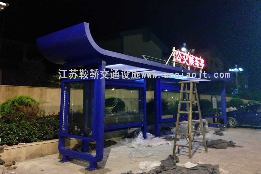 四川成都公交候車亭案例